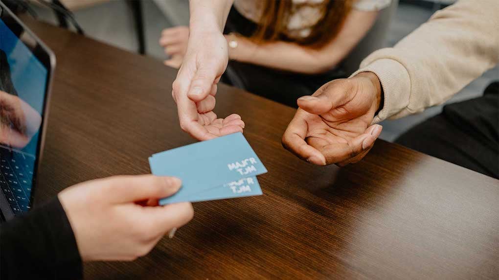 Major-Tom-business-cards