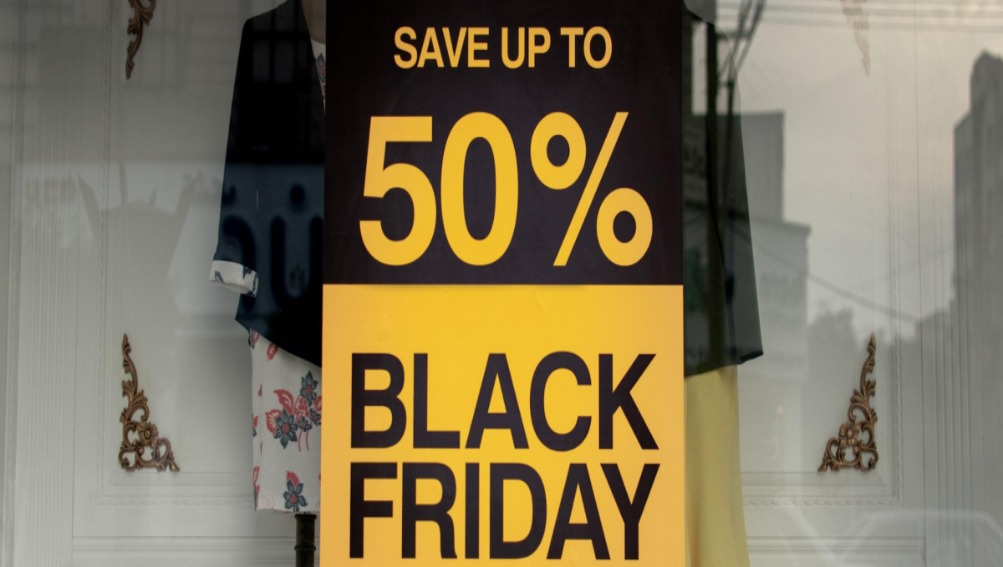 eCommerce holiday marketing strategy: What works in 2026